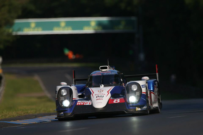 Toyota TS040 Hybrid Warm-up Le Mans